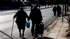 Idade de acesso à reforma avança para os 66 anos e nove meses em 2026 