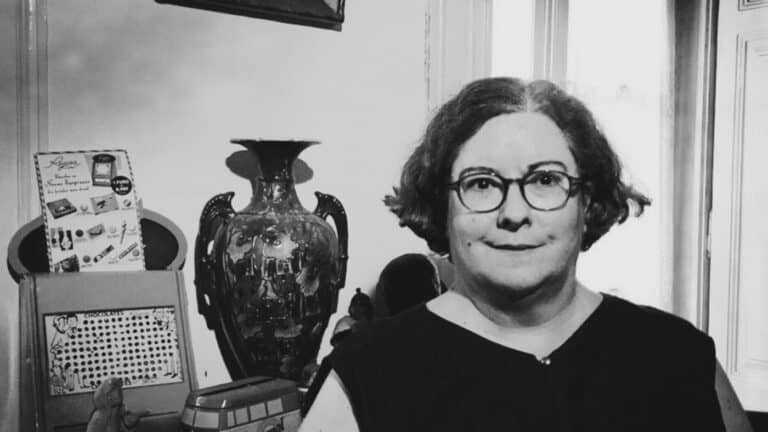 Morreu a poetisa Adília Lopes, aos 64 anos