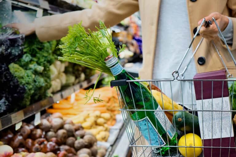 Inflação na Zona Euro termina ano a acelerar 2,4%. Portugal ficou acima da média