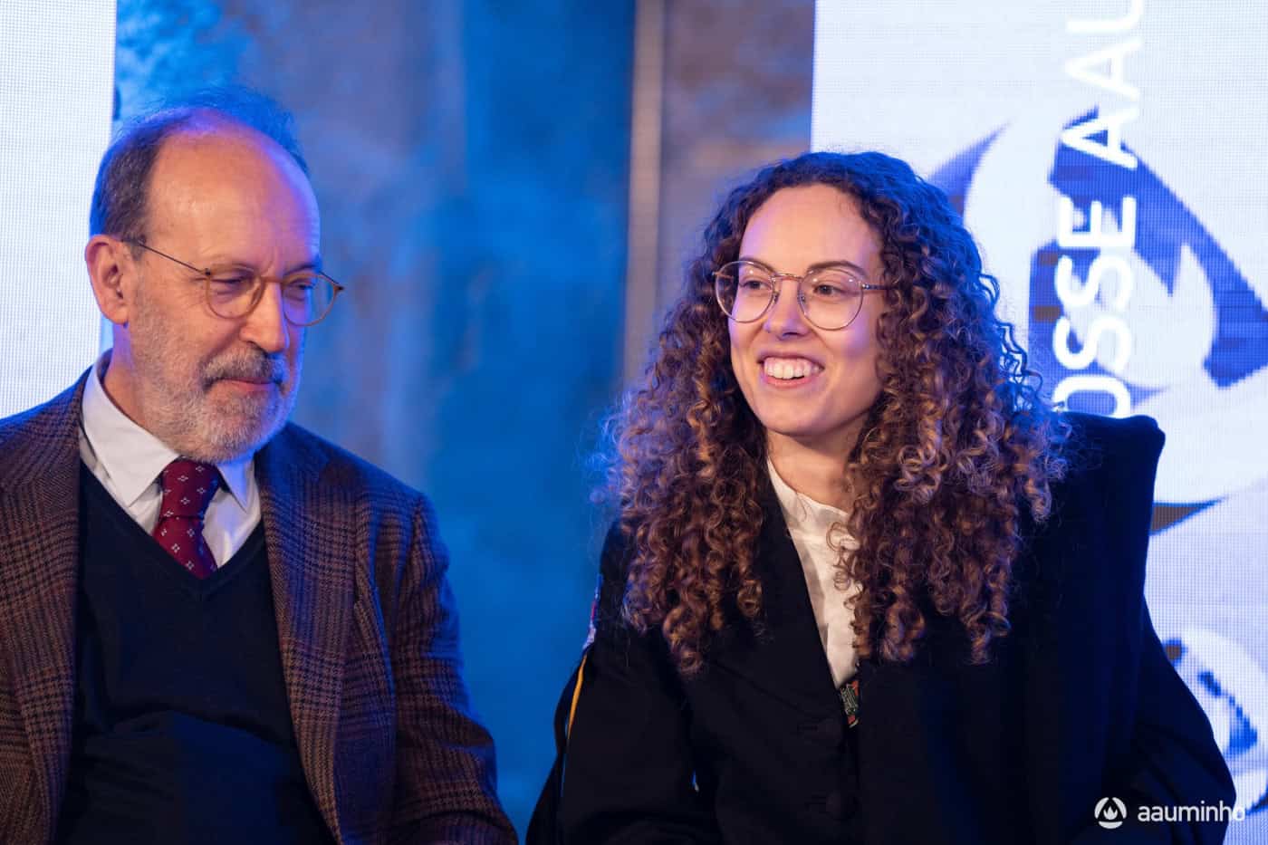"Não se esqueçam dos estudantes. Eles são e devem ser o centro da nossa universidade"