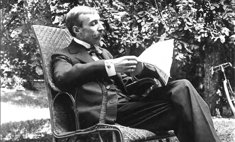 Restos mortais de Eça de Queirós são trasladados para o Panteão Nacional&nbsp;