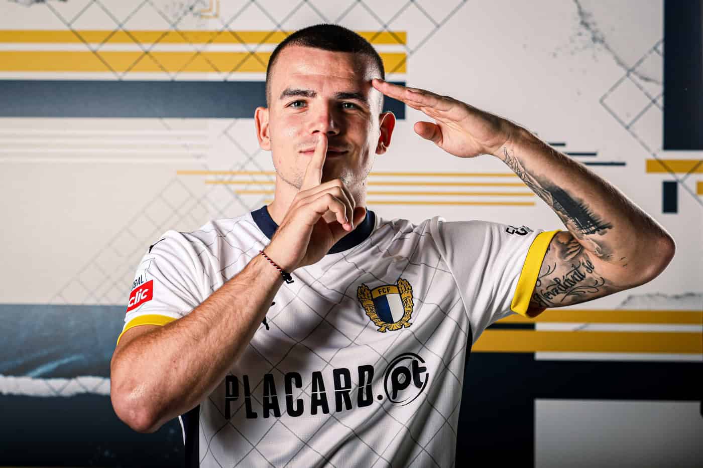 Václav Sejk é o primeiro reforço de inverno do Famalicão