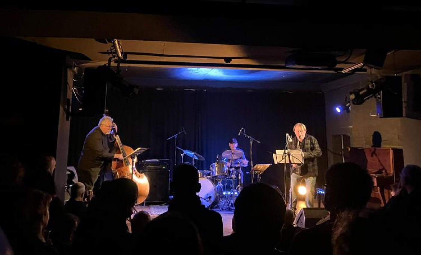 Michael Formanek e John O’Gallagher atuam hoje no Theatro Gil Vicente