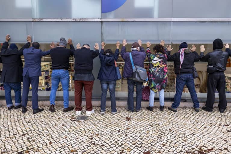 Manifestação "Não nos encostem à parede" quer levar milhares à rua contra ação da PSP&nbsp;