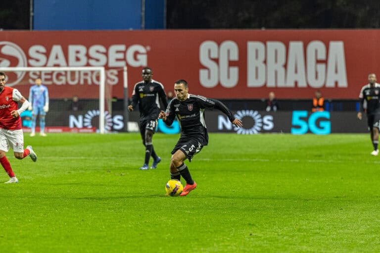 Lateral do Casa Pia apontado ao SCB... na próxima época