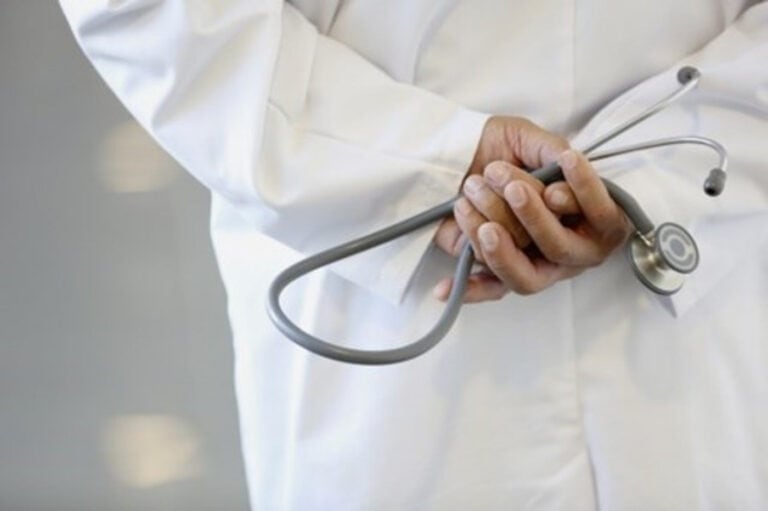 Bastonário diz que há falta de médicos no SNS e defende um verdadeiro plano de atração&nbsp;