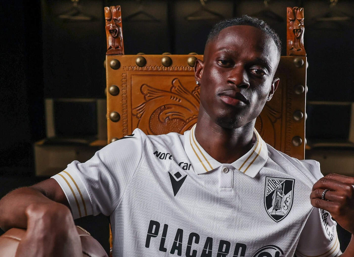 Oficial. Vando Félix é jogador do Vitória SC