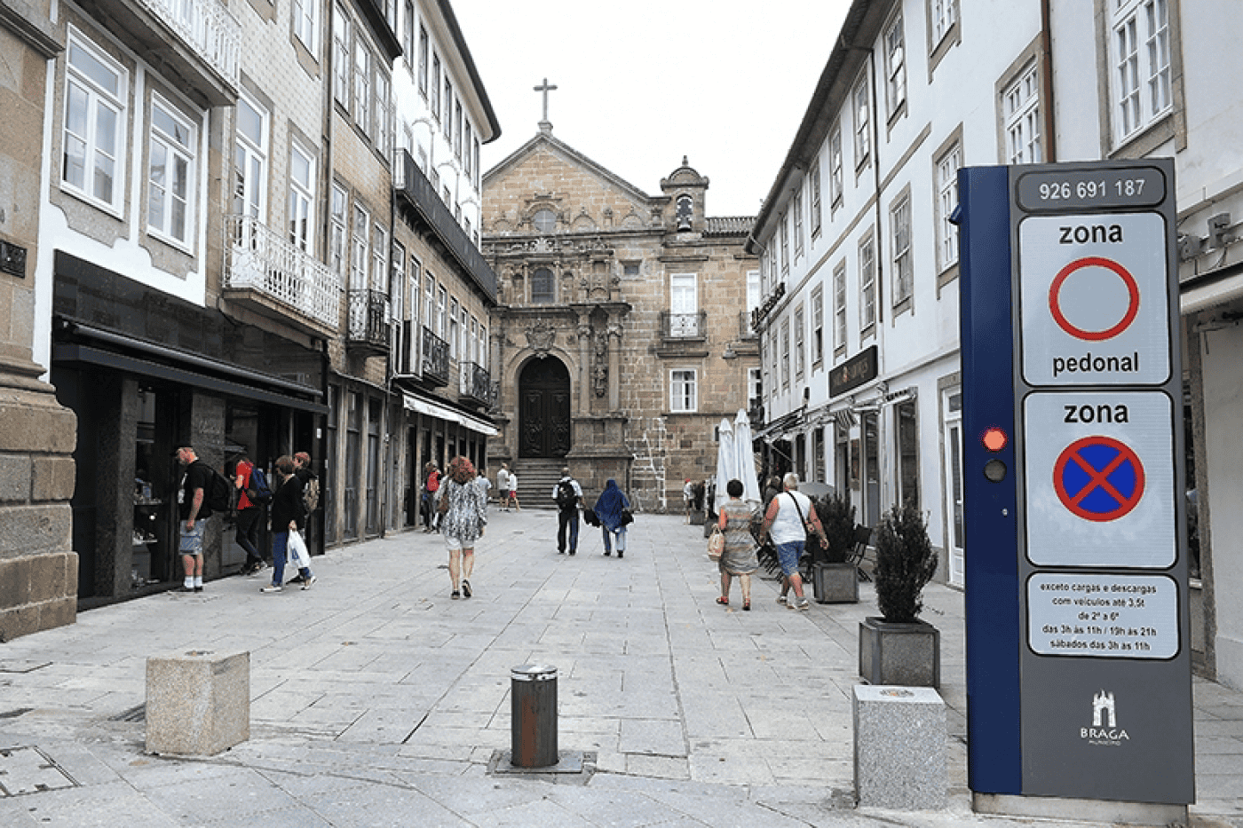 CMB procura novo sistema de pilaretes para zonas pedonais