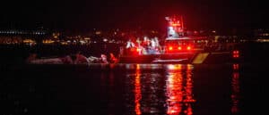 Autoridades confirmam mortes em colisão de avião e helicóptero em Washington 