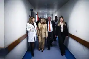 Ministra da Saúde considera inaceitável tempo de espera nas urgências&nbsp;