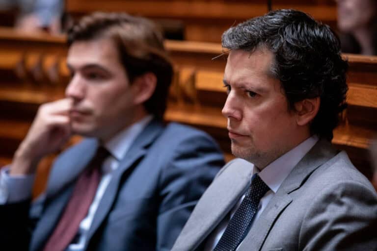 PSD. Carlos Eduardo Reis critica Hugo Soares