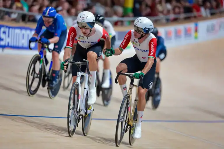 Ciclistas Rui Oliveira e Ivo Oliveira vice-campeões da Europa de madison&nbsp;