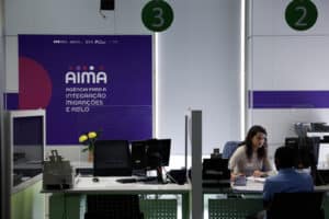 AIMA vai enviar 78 mil notificações de rejeição de pedidos de regularização de imigrantes 