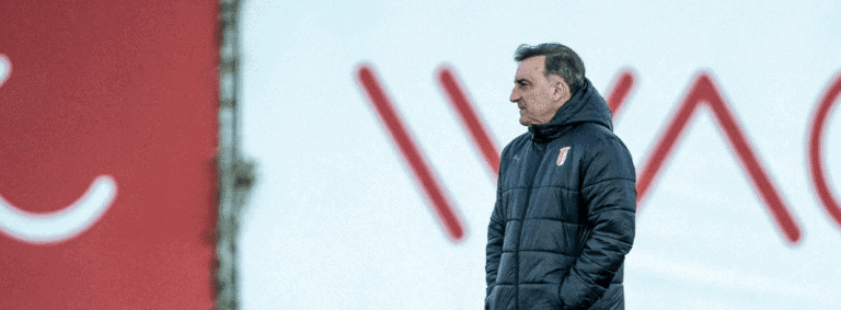 Carlos Carvalhal. Ciclo positivo do SC Braga "saiu muito do cabedal"