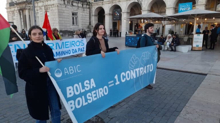 Bolsas de doutoramento podem vir a ser contratualizadas diretamente com as instituições contratantes