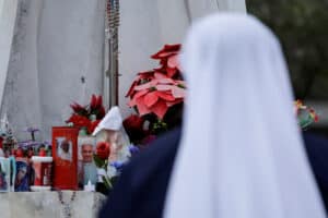 Estado de saúde do Papa melhorou, mas prognóstico continua reservado 