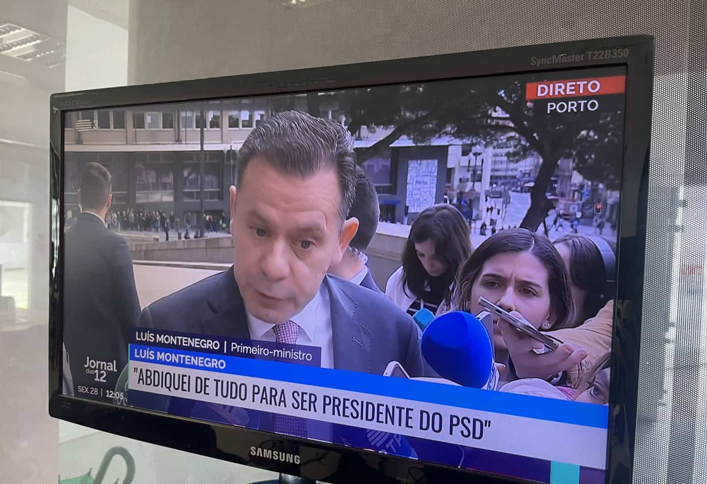 Luís Montenegro vai avaliar situação pessoal, familiar e política