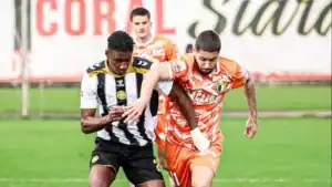 FC Famalicão perde na Madeira com golo do Nacional já nos descontos