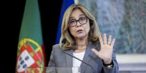 Ministra rejeita relação entre anúncio das PPP na Saúde e a crise política