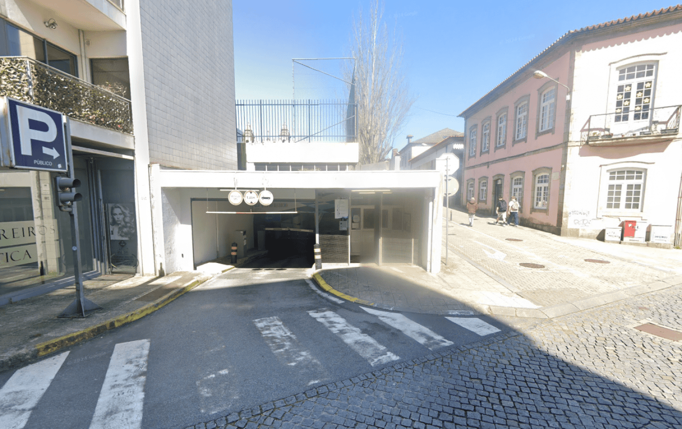 PS de Braga aponta para “risco de colapso” em parque de estacionamento na Rua do Raio