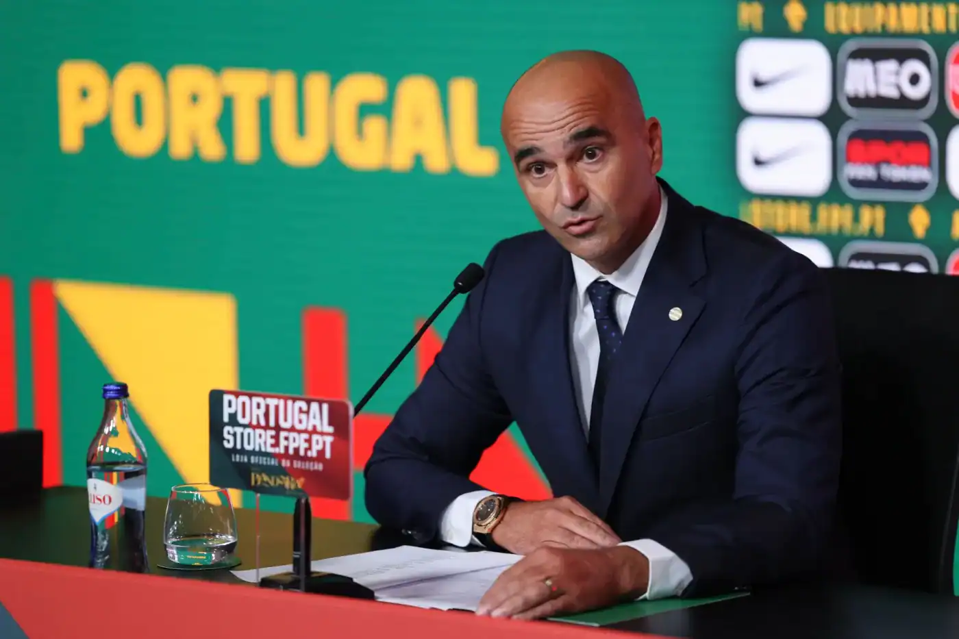 Roberto Martínez convoca seleção com o regresso de Rúben Dias