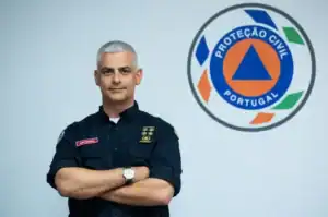 Comandante Nacional da Proteção Civil apresentou demissão por "motivos pessoais"&nbsp;