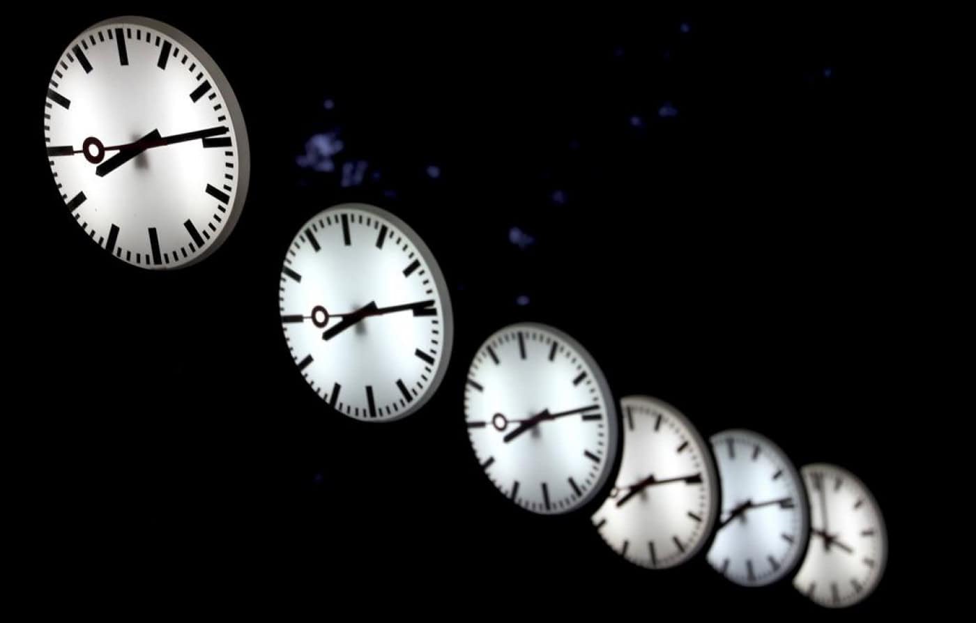 Atenção aos relógios. A hora vai adiantar este domingo