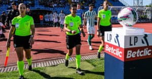 Catarina Campos espera "abrir portas" para que mais mulheres arbitrem jogos da I Liga