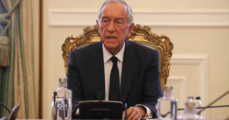 Marcelo promulga novo estatuto da carreira de investigação científica