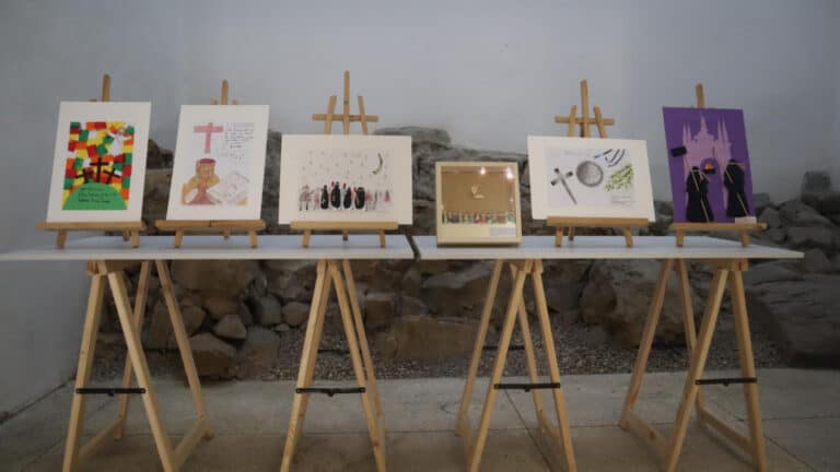 Aluno do Colégio Teresiano é o vencedor do concurso de desenho da Semana Santa