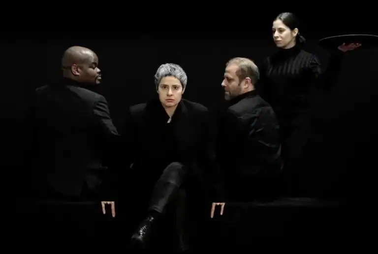 Theatro Circo estreia ‘Traição – Harold Pinter’