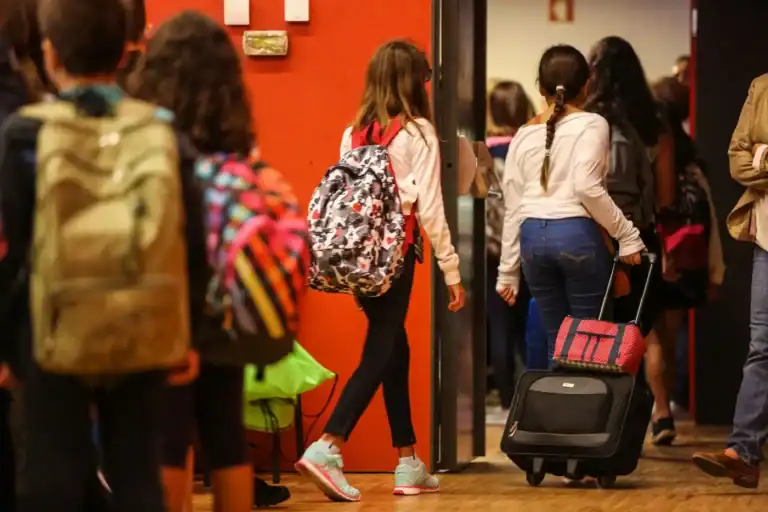 Abertas matrículas para o pré-escolar e 1.º ciclo