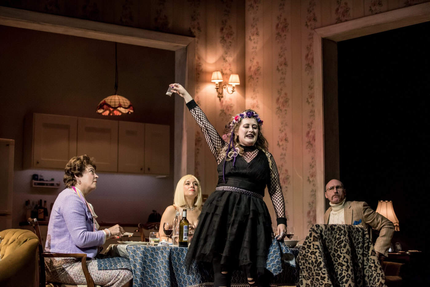 Beleza, Prazer, Tempo e Desengano em cena no Theatro Circo