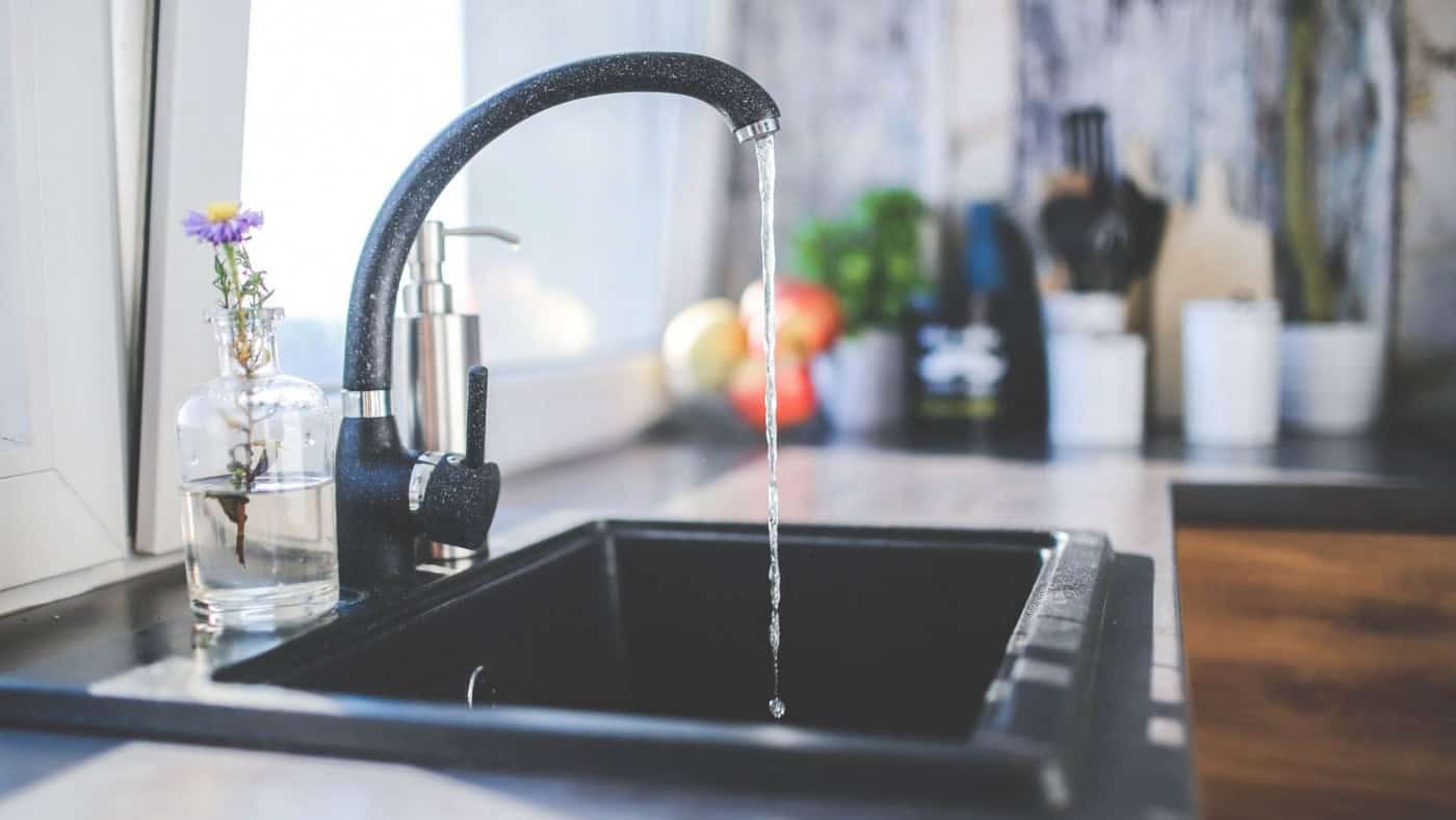 Agere recomenda moderação no consumo de água