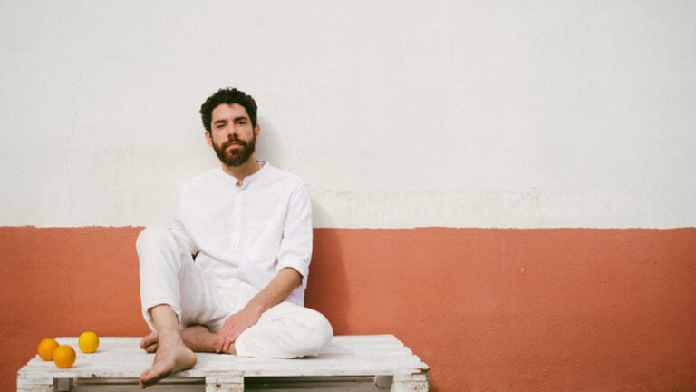 Teatro, filmes e Luca Argel no último dia de Festival de Política em Braga