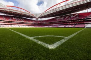 Sporting ou Benfica podem conquistar o título no dérbi do Estádio da Luz 