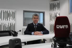 José Luís Carneiro defende consenso alargado entre PS e AD no Parlamento