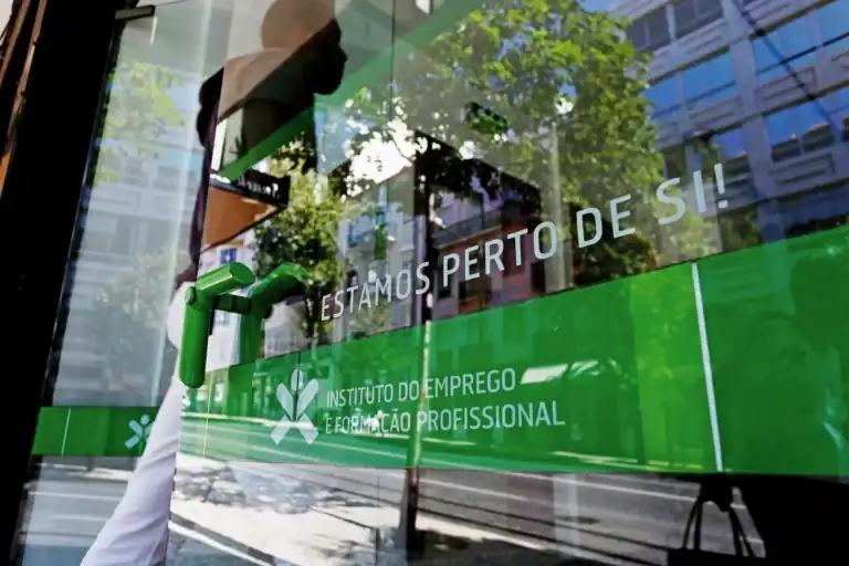 Quase 60% dos desempregados no fim de 2024 sem emprego no 1.º trimestre deste ano