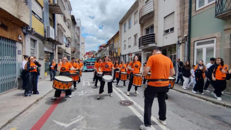 RUM com emissão em direto do cortejo académico a partir das 15H00