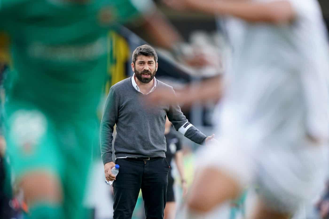 Luís Freire já não é treinador do Vitória SC
