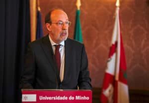 Reitor da UMinho apela a "consensos entre PS e AD" para previsibilidade no ES