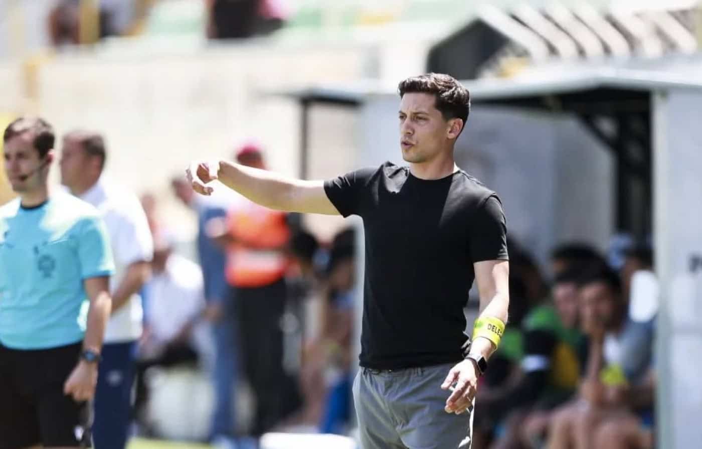 Luís Pinto apontado ao comando técnico do Vitória SC