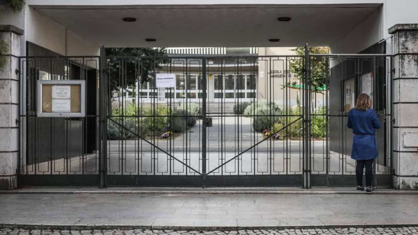 Fenprof admite avançar com greve caso haja prolongamento das aulas&nbsp;