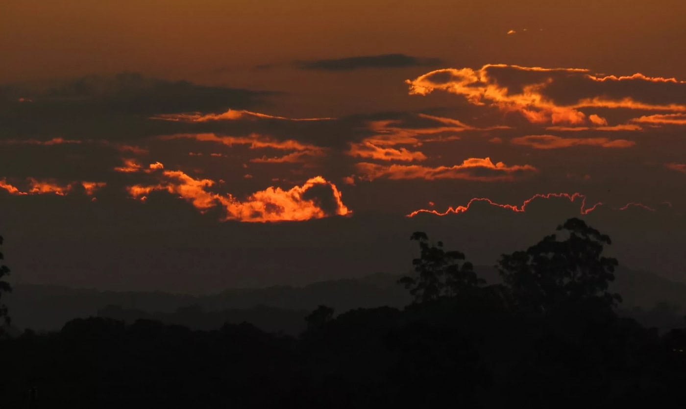 Vários distritos sob aviso amarelo a partir de hoje devido ao tempo quente