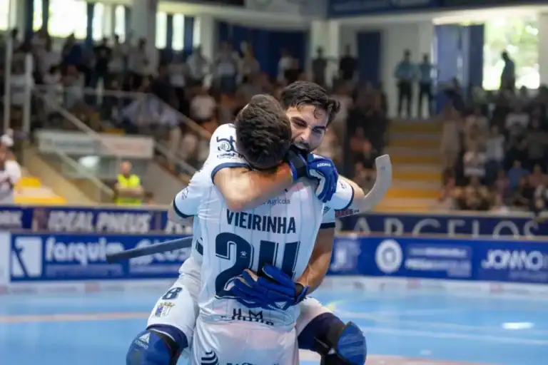 Óquei de Barcelos impõe-se em casa, goleia Benfica e empata eliminatória