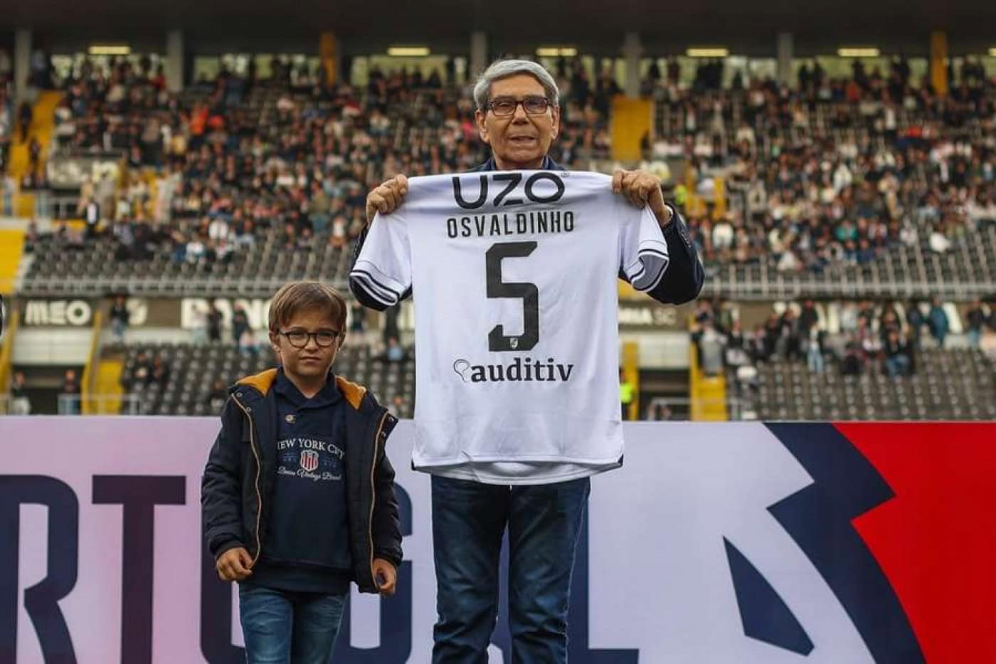 Antigo internacional português Osvaldinho morre aos 79 anos