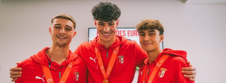 SC Braga homenageia campeões europeus Sub-17