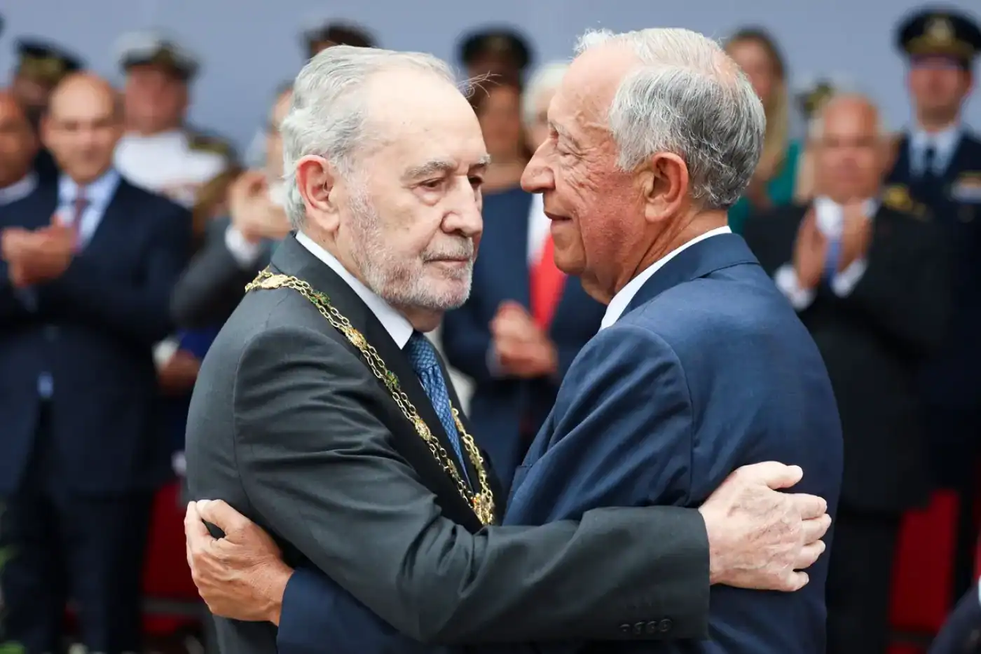 Marcelo termina último discurso com homenagem aos militares e a Eanes&nbsp;