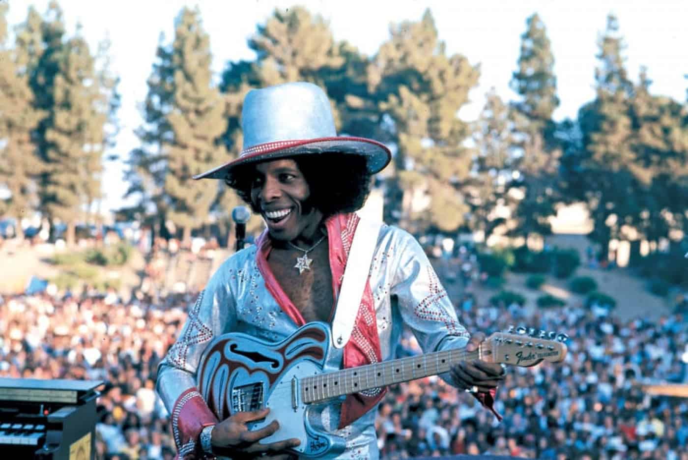 Morre aos 82 anos Sly Stone, pioneiro do funk e líder dos Sly and the Family Stone&nbsp;