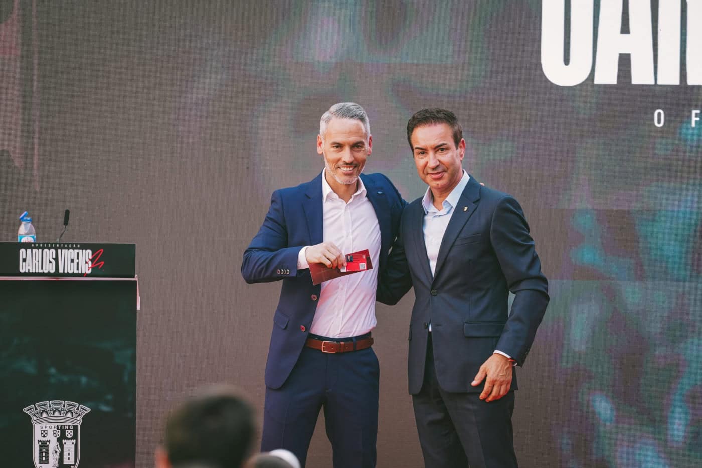 Auto-exigência, identidade própria e sem pressão pelo título. Aí está Carlos Vicens